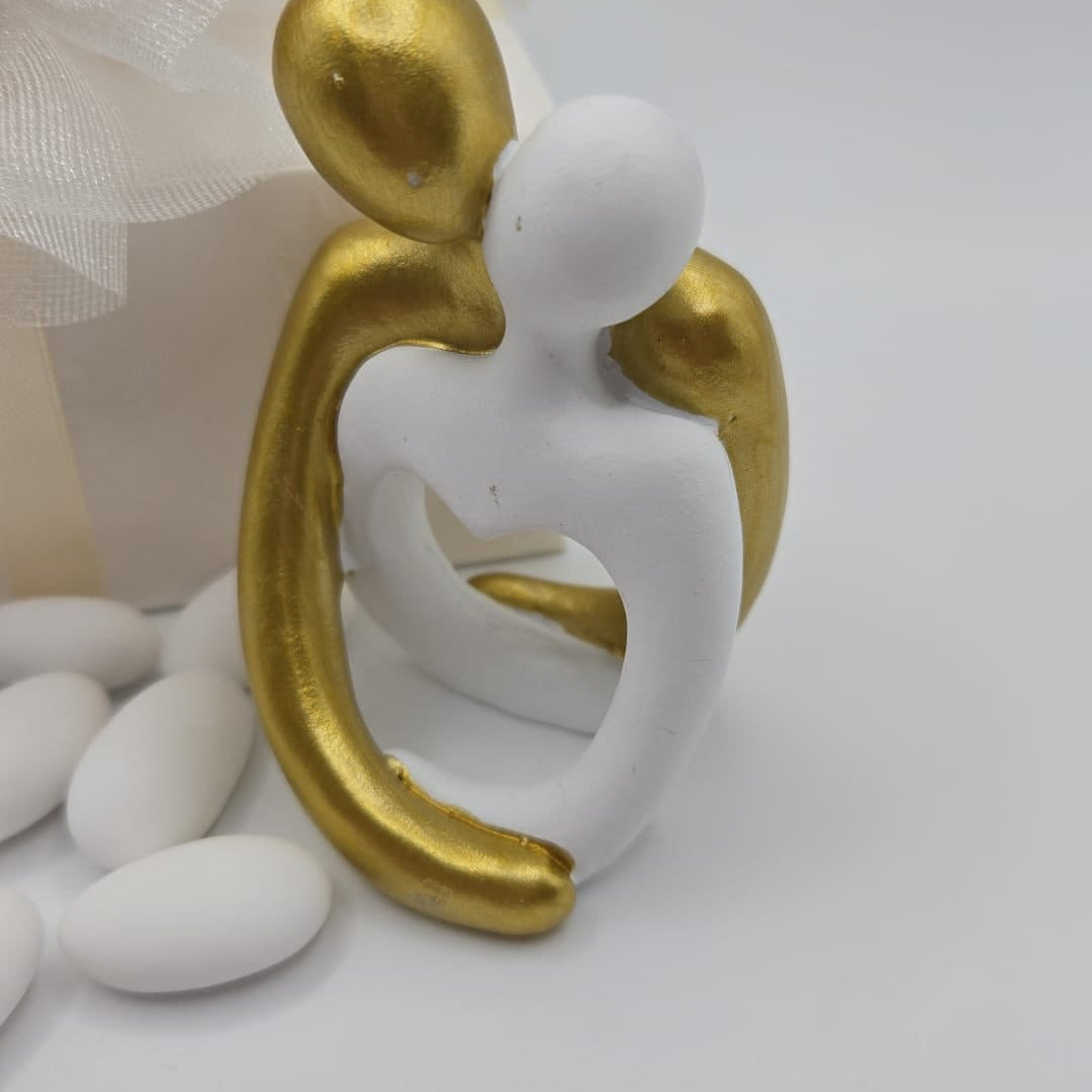 Bomboniere / Gastgeschenk Skulptur Brautpaar weiß/gold mit Herz
