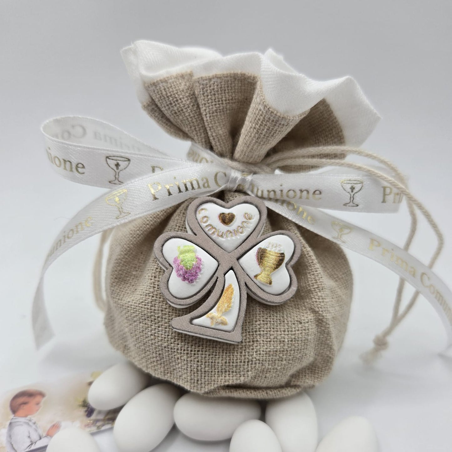 Mandelsäckchen " Prima Comunione " in Beige-Natur mit Glückskleeblatt
