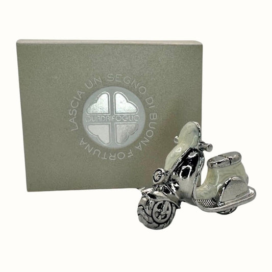 Motorroller Vespa Silber / Perlmutt - personalisiert - Pina´s Bombonieren