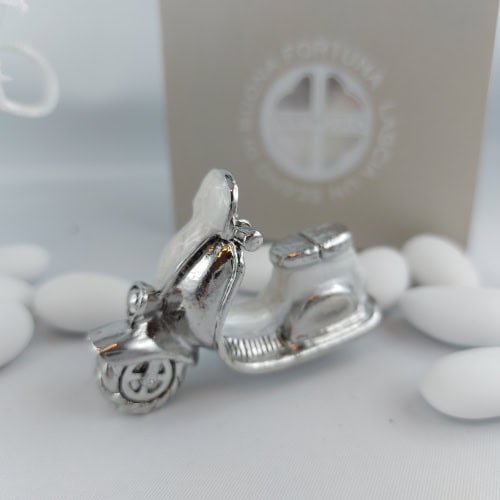 Motorroller Vespa Silber / Perlmutt - personalisiert - Pina´s Bombonieren